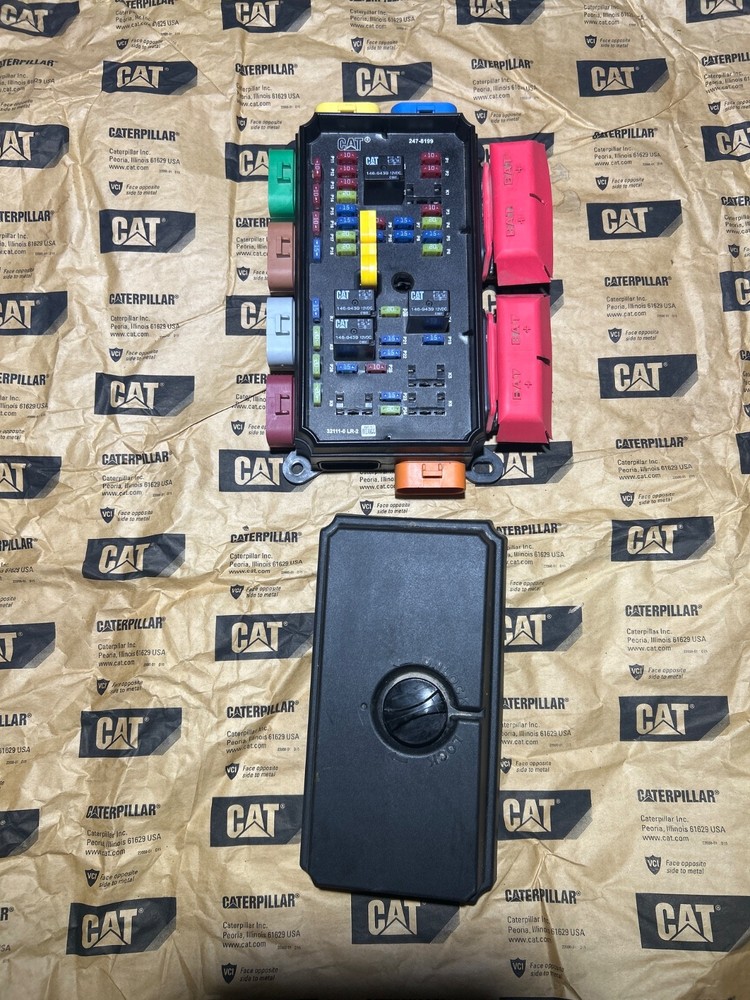 247-8199 fuse block for Caterpillar