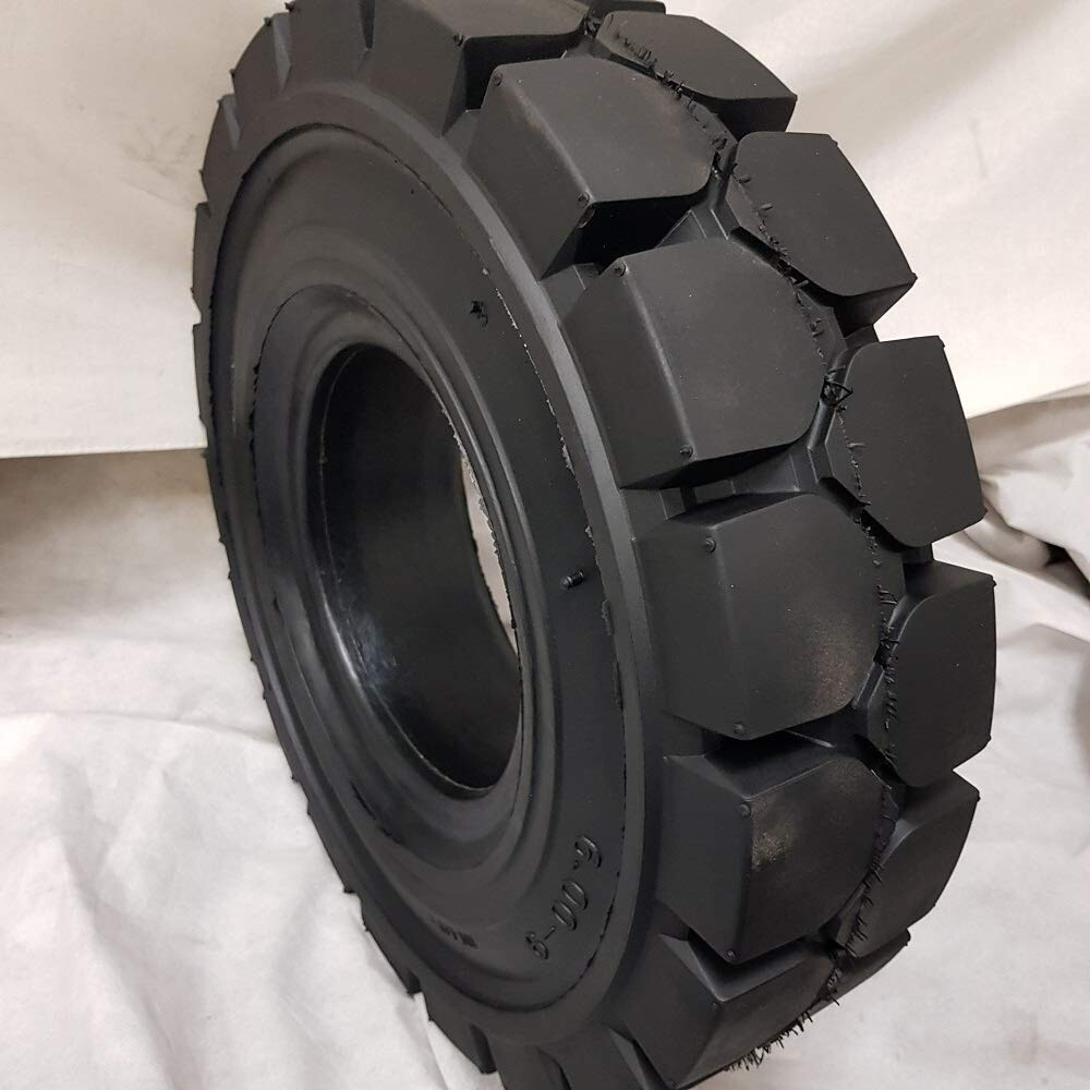 (1 Tire) NEW ROAD CREW 7.00-12 FORKLIFT TIRE (SOLID) 7.00X12