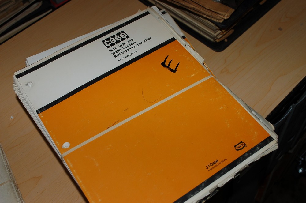 CASE W18 W20 W20B Front End Wheel Loader Spare Parts Manual book catalog 1982
