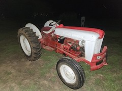 Ford Workmaster 601 Workmaster 601 Farm Tractor 2WD