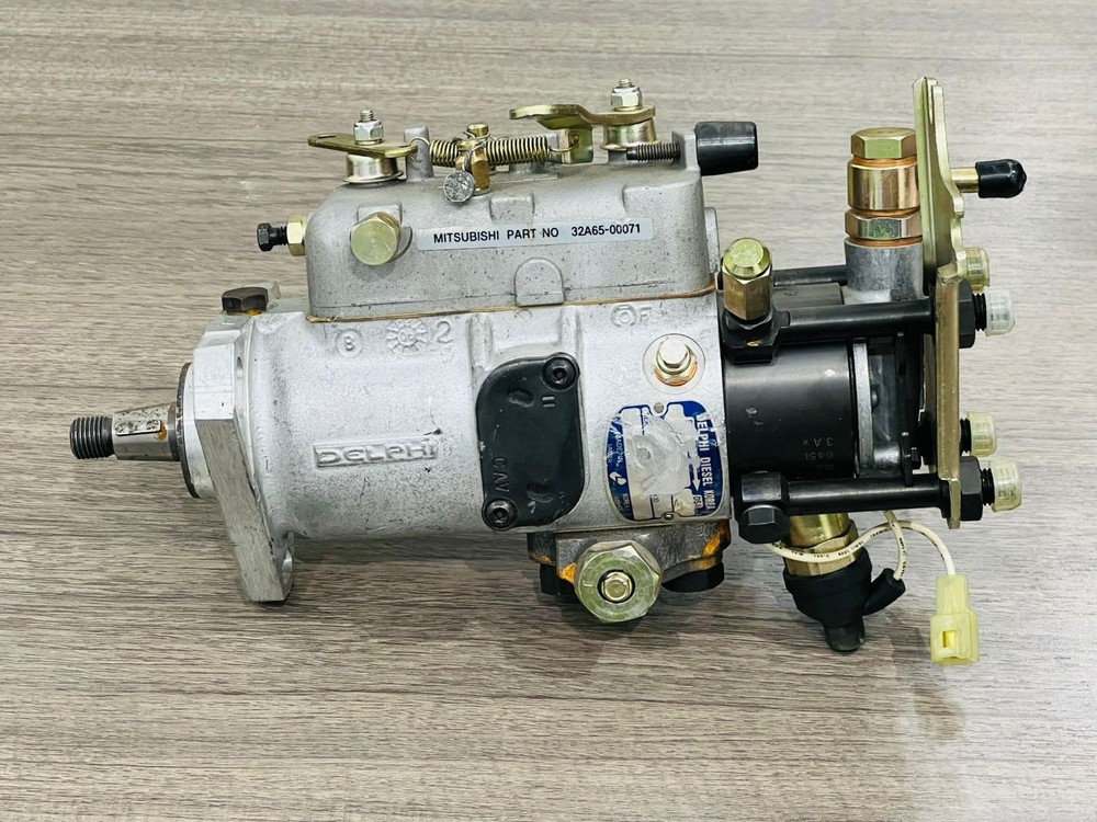 Delphi Mitsubishi Diesel Injection Pump 32A65-00071 S4S Fuel Pump
