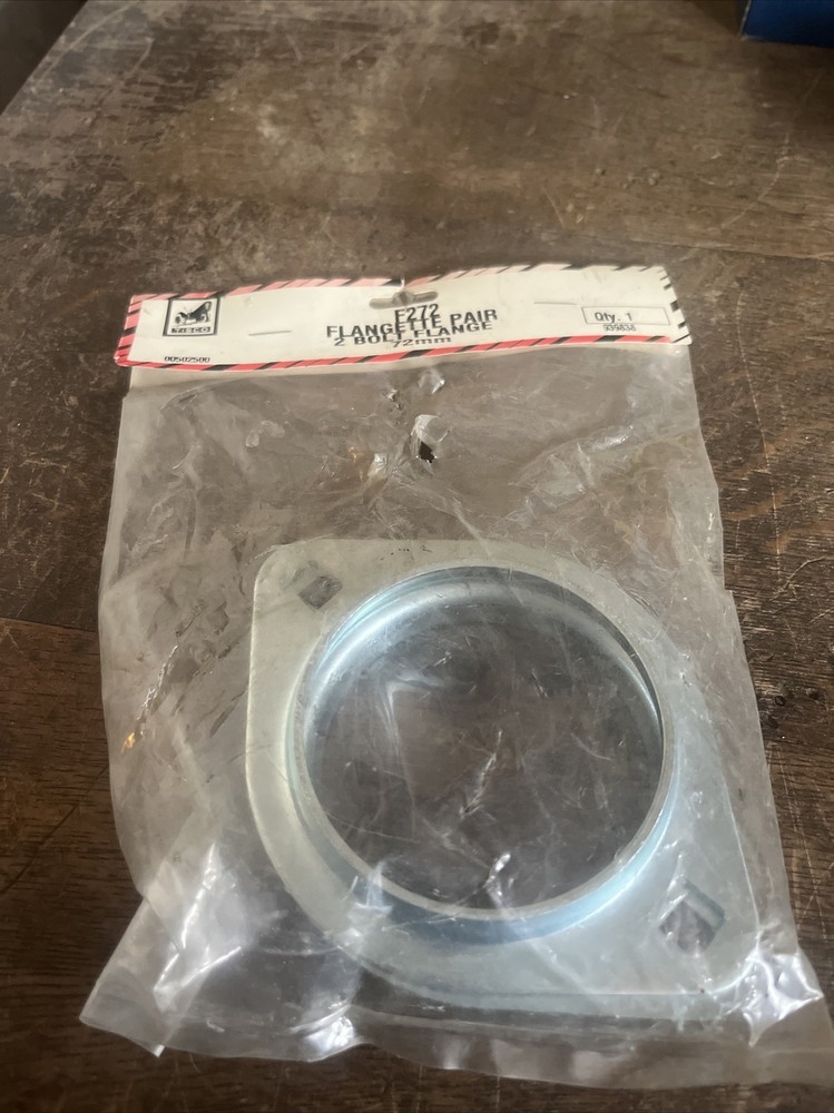 NOS Tisco F272 Bearing Flange Pair 2 Bolt 72mm