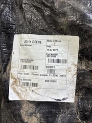 John Deere 2 Remote Quick Connect Axx11352