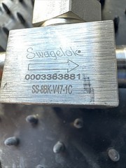 Swagelok SS-8BK-V47-1C SS8BKV471C Valve