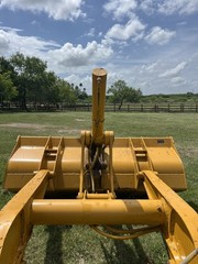 John Deere 410E Front Loader Bucket, Arms & Cylinders