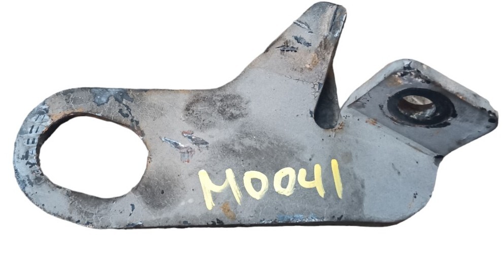 Isuzu 4LE2NY GD-01 Engine Lifting Bracket 4 Cylinder Diesel Engine Oem