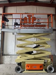 JLG 2630ES ELECTRIC SCISSOR LIFT 800LB CAPACITY VERTICAL PLATFORM MANLIFT