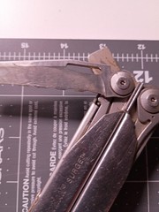 Leatherman Surge ™ Multi-Tool Pliers, Stainless Steel Multitool with Knife, Saw,