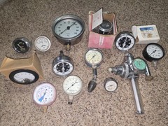 Miscellaneous Gauges Agricultural Oilfield Pressure Hour Meter Case Temperature