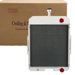 4-ROW 70MM RADIATOR FOR CASE/IH-FARMALL 70,666,686,706,756 0EM#396352R91 65427C1