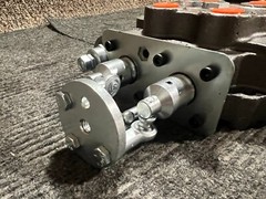 Cross Manufacturing Hydraulic Valve Cast Iron 136254 BA211AAG3EA3