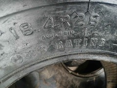 18.4R28 TIRE NEW COSMETIC BLEM RADIAL R-2 RICE & CANE 18428 18.4R 28 18.4 28