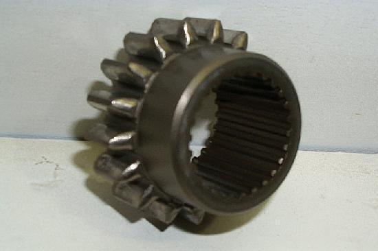 Satoh Beaver Buck S370 S470 2wd 4×4 Transmission Counter Shaft Gear 17T