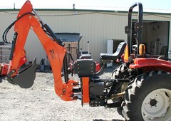 Farmer Helper Tractor Backhoe, 9’Dig 3-Pt Self Contained, PTO Cat.I 30Hp+