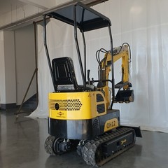 Agrotk QH12 Mini Excavator Briggs & Stratton Gas Engine Crawler Hydraulic Digger