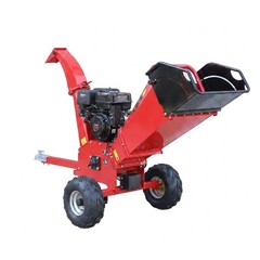 Towable Wood Chipper 5 Inch Capacity 420cc Gas Engine 16in Tires 2in Coupler