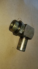 Bobcat 6567883 Hydraulic gear pump elbow 7753, 641, 642, 643, 742, 743, 753