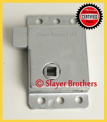CASE F98122 F89710 Door Latch