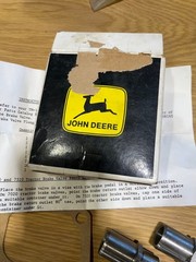 John Deere 3020,4020 Brake Valve Plunger Kit – AR58165. NOS