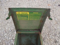 John Deere Planter INCREDIBLY NICE insecticide box w/ lid AWESOME JD 4 leg deer
