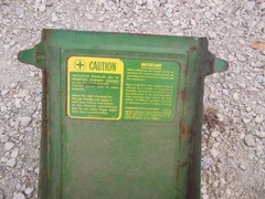 John Deere Planter INCREDIBLY NICE insecticide box w/ lid AWESOME JD 4 leg deer