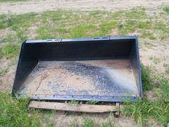 Heavy-Duty Low-Profile Wolverine Universal Skid Steer Bucket ,66″ inch