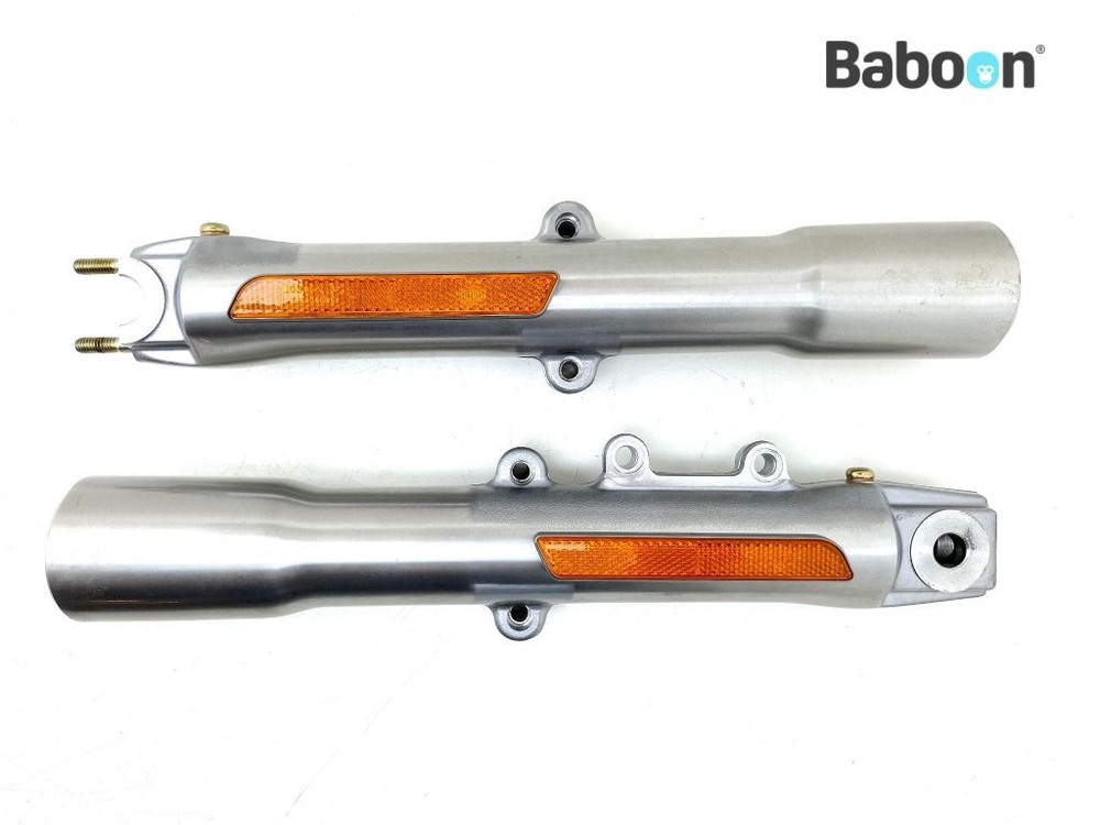 Front Fork Sliders / Outer Harley-Davidson FLSTF Softail Fat Boy 2000-2006