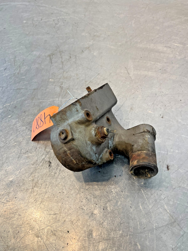 1979 Massey Ferguson 2775 Tractor Thermostat Housing Water Tube 37766870/1