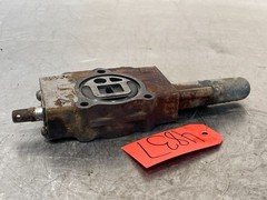 Massey Ferguson MF 2775 Tractor Hydraulic Valve