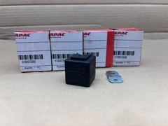 Lot of 4x Dynapac 4700975068 Relay For Heavy Equipment Construction