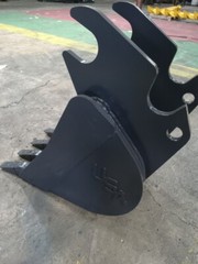 New 12 Inch Excavator Bucket Fits Kubota KX057 Quick Attach USA Attachments
