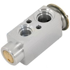 Expansion Valve Fits Gleaner Replaces 625.864.0