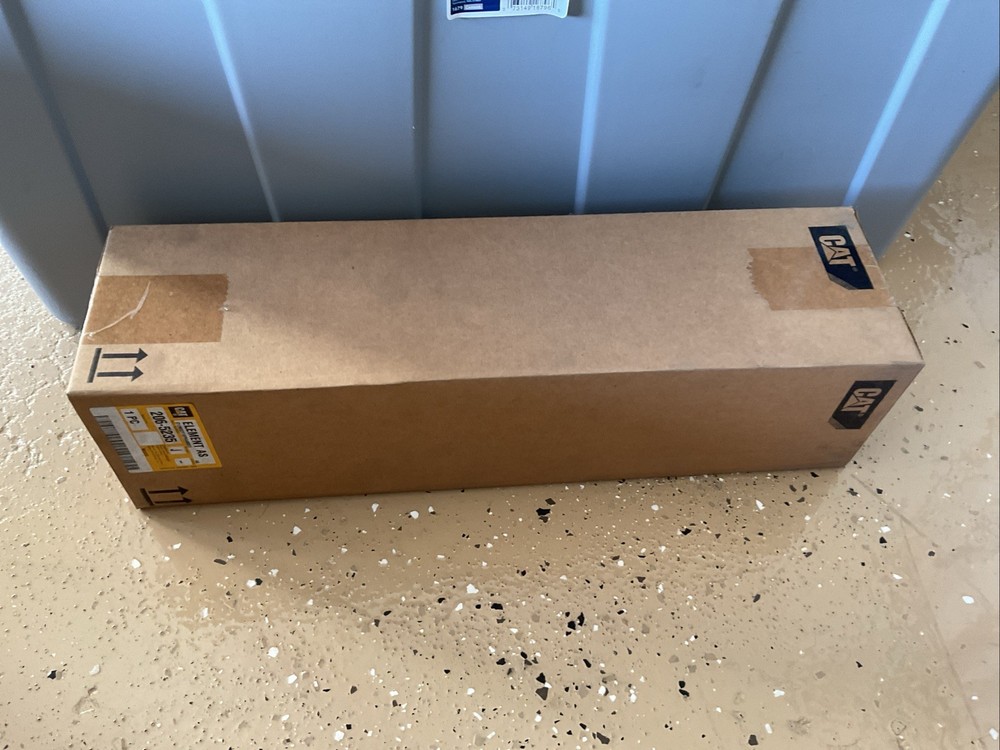NOS Caterpillar Genuine Parts 206-5235 Air Filter
