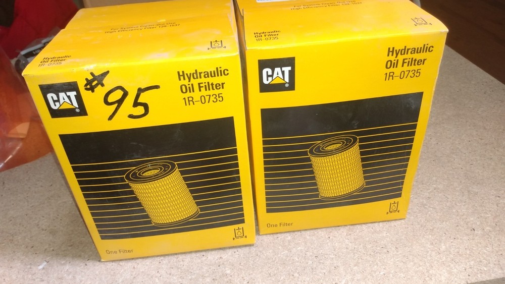 CAT Hydraulic Filter Ir-0735 — two filters