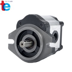 SAE A-2 5/8 Inch Hydraulic Pump 1-4 GPM Keyed Shaft Cast Iron Compact Design