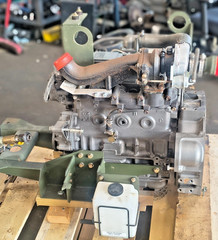 Yanmar 4TNV84T Turbo Diesel Engine 4TNV84 Deere