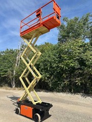 JLG 1932RS ELECTRIC SCISSOR LIFT PLATFORM MANLIFT VERTICAL JLG AERIAL LIFT