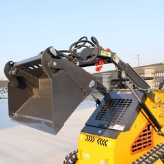 Mini Skid Steer Loader 24HP 3-Pumps Engine Tracked w/ Grapple Attachments Stock