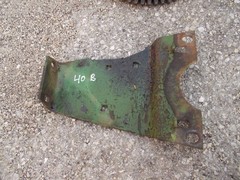 1940 John Deere B JD Tractor fan drive shaft support mounting bracket holder