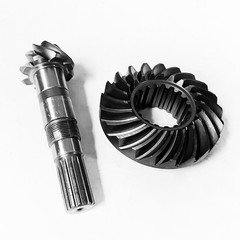 3C315-42300 for Kubota M4800 M4900 M5400 M5700 M8200 Ring Gear and Pinion Set