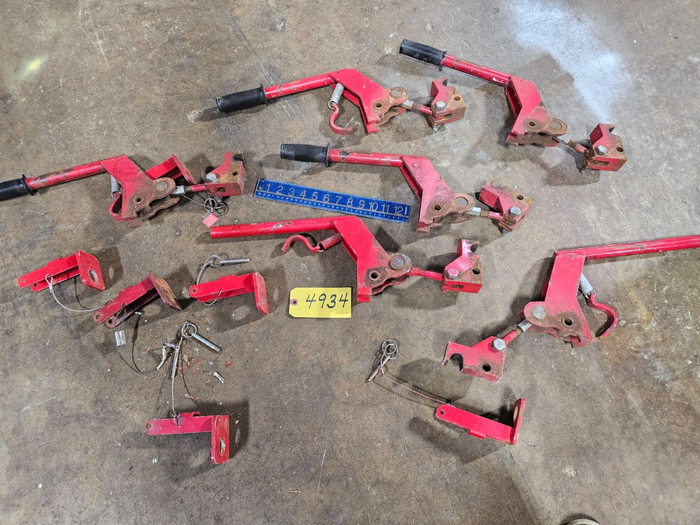 Farm Tool, Rear Cultivator Lift Rod, Farmall, International Shank, 11 pcs. ??ID