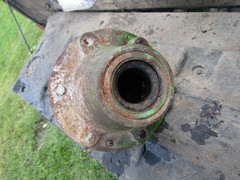 JOHN DEERE WHEEL HUB w10024 1065 running gear 700 720 740 770 1275