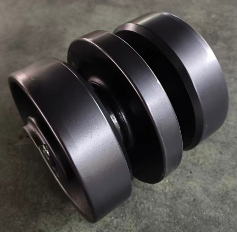 304-1890 – Bottom Roller – Fits Caterpillar 259B3, 259D, 259D3, 279C, 279C-2