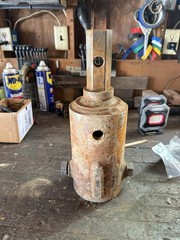 Hollow Stem Augers. 5ft, 3.25” ID