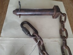 Heavy 1 inch hitch pin 6 inches long with 16 inch chain