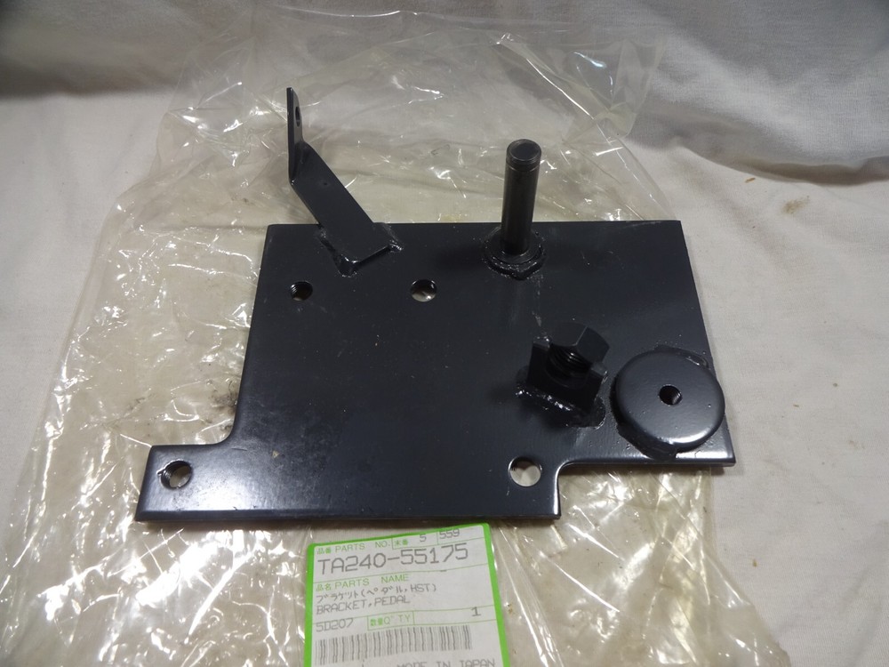 Genuine Kubota TA240-55175 Bracket HST L4610DT Hydrostatic