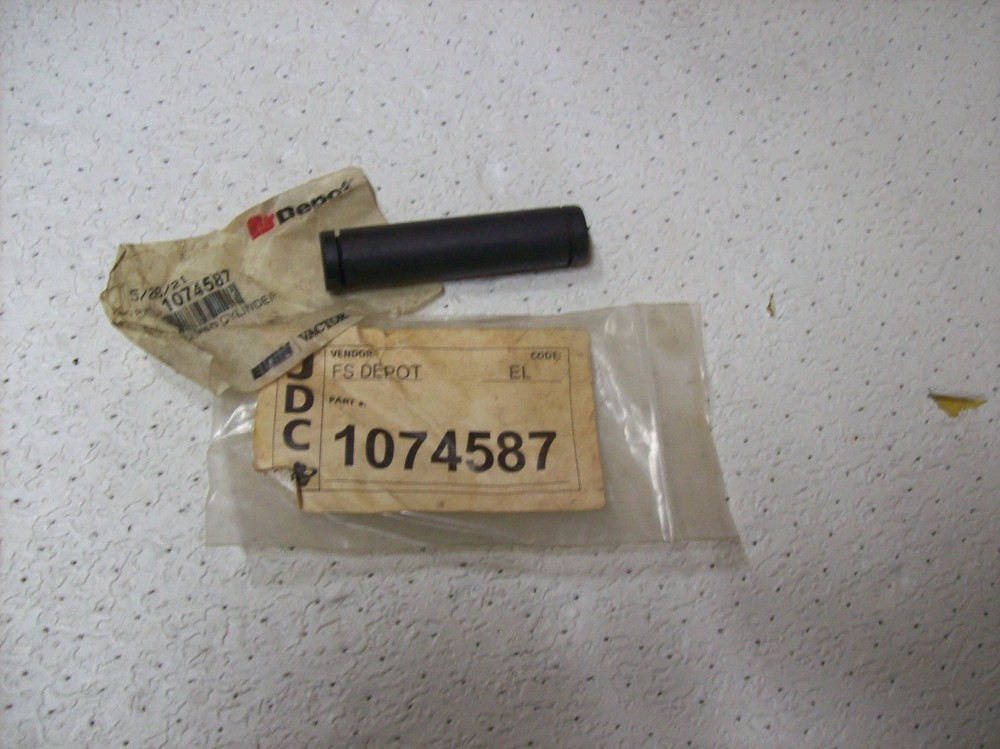 F7) Depot Genuine OEM NOS Pin 1074587
