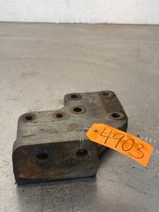 1979 Massey Ferguson 2775 Tractor Right Front Engine Mount Bracket