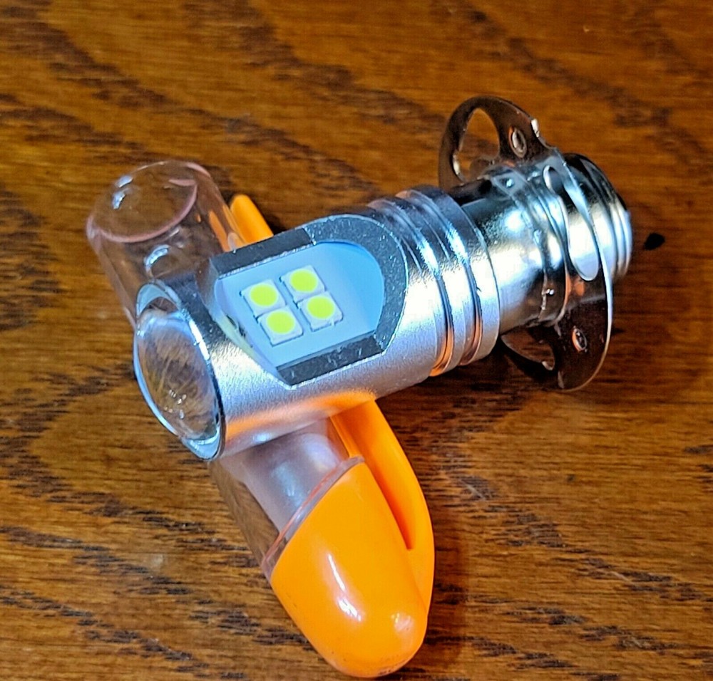 1 SUPER LED Bulb for Massey Ferguson Tractor Headlight Stanley A5575 12V DC RP35