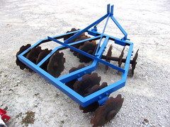 Used FORD 5 FT 3 pt. Lift Disc Harrow (FREE 1000 MILE SHIPPING FROM KY)